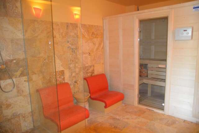 Гостевой дом Pensiunea GreenHill Брашов-14